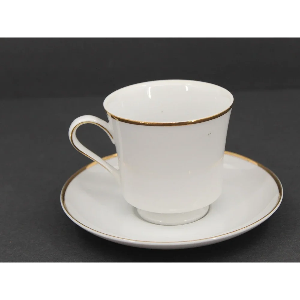Berkeley House Fine China House Finch Bird Teacup and Saucer Set 4679 Japan Gold